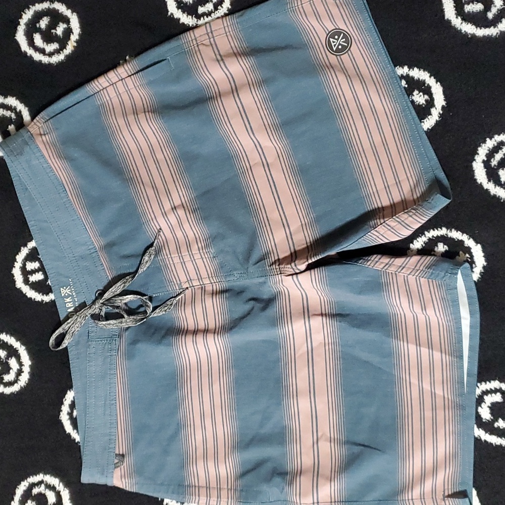 Roark board shorts - Picture 2 of 3